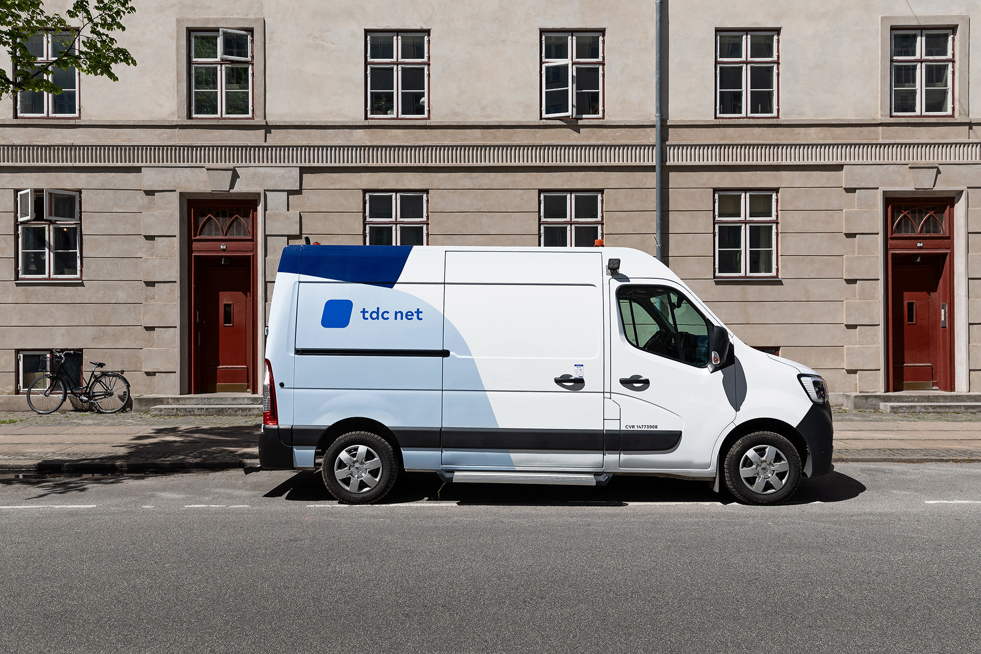 Teknikerbil Parkeret IMG 0160 72Dpi RGB